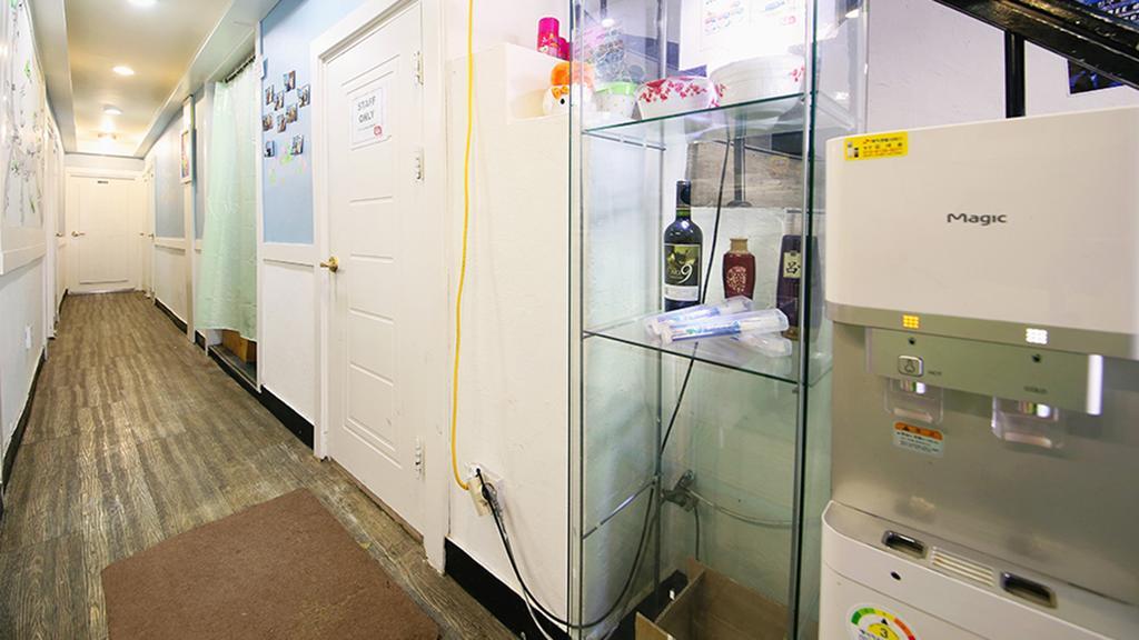 Yakorea Itaewon Hostel